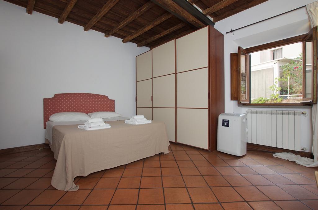 Ferienwohnung Vacanze Romane Centro Storico Trastevere Zimmer foto